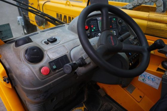 Manitou MRT2150 Privilege Diesel, 4x4 Drive And 4-Wheel St MRT2150 Privilege Diesel, 4x4 Drive And 4-Wheel St 2011 2 image 4