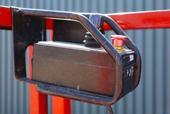 Holland Lift Ecostar HL-9710 Electric, 12m Working Height, 325k Holland lift Ecostar HL-9710 Electric, 12m Working Height,...