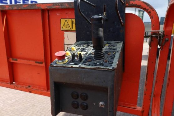 JLG 3369LE Electric, 12m Working Height, 450kg Capacit 3369LE Electric, 12m Working Height, 450kg Capacit 2008 2 Scissor L...