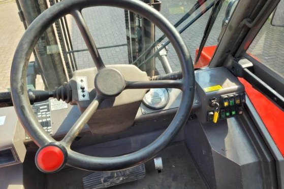 Manitou M30-4 Valid Inspection, *Guarantee, Diesel, 4x4 Dr M30-4 Valid Inspection, *Guarantee, Diesel, 4x4 Dr 2015 2 Rough...