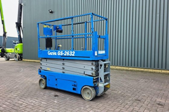 Genie GS2632 Electric, 10m Working Height, Non Marking T GS2632 Electric, 10m Working Height, Non Marking T 2013 2 Scissor...