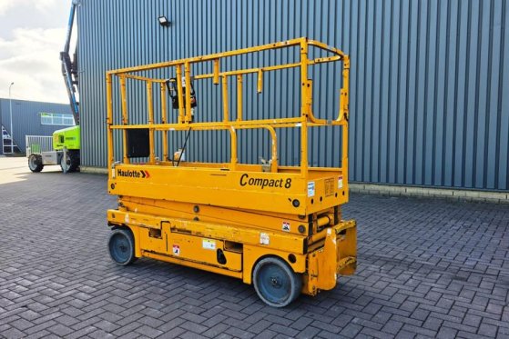 Haulotte Compact 8 Electric, 8.2m Working Height, 350kg Cap Haulotte Compact 8 Electric, 8.2m Working Height, 350kg Cap 20...