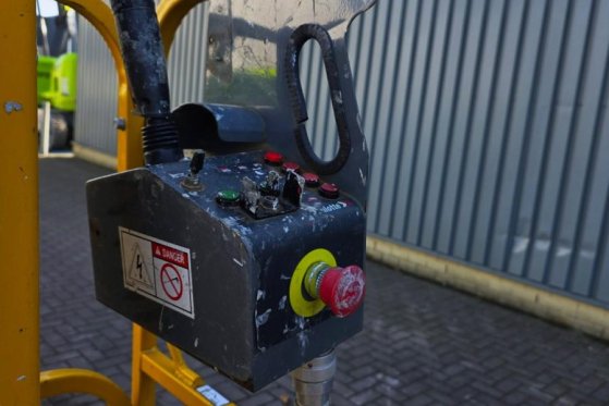 Haulotte Star 6 Electric, Non Marking Tyres, 5.8m Working H Haulotte Star 6 Electric, Non Marking Tyres, 5.8m Working H 20...