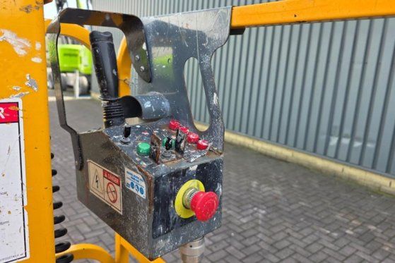 Haulotte Star 6 Electric, Non Marking Tyres, 5.8m Working H Haulotte Star 6 Electric, Non Marking Tyres, 5.8m Working H 20...