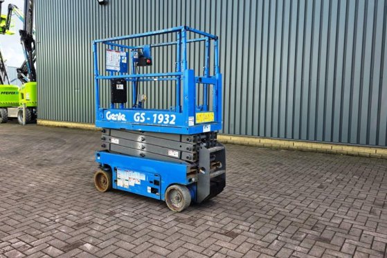 Genie GS1932 Electric, Working Height 7.8 m, 227kg Capac 4842 2010 2 Scissor Lifts image 19