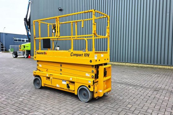 Haulotte Compact 10N Electric, 10m Working Height, 230kg Ca Haulotte Compact 10N Electric, 10m Working Height, 230kg Ca 20...