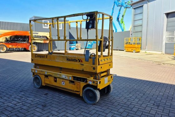 Haulotte Compact 8 Electric, 8.2m Working Height, 350kg Cap Haulotte Compact 8 Electric, 8.2m Working Height, 350kg Cap 20...