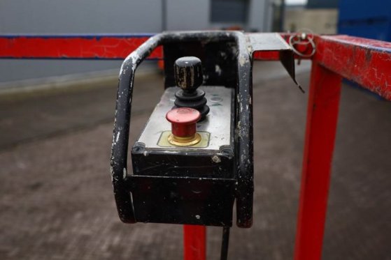 Holland Lift Ecostar HL-11812 Electric, 14m Working Height, 300 Holland lift Ecostar HL-11812 Electric, 14m Working Height...