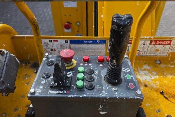 Haulotte STAR 10 Electric, 10m Working Height, 3m Reach, 20 Haulotte STAR 10 Electric, 10m Working Height, 3m Reach, 20 20...