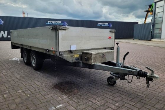 Saris PL1827 2 Axel Trailer Saris PL1827 2 Axel Trailer 2016 2 image 16