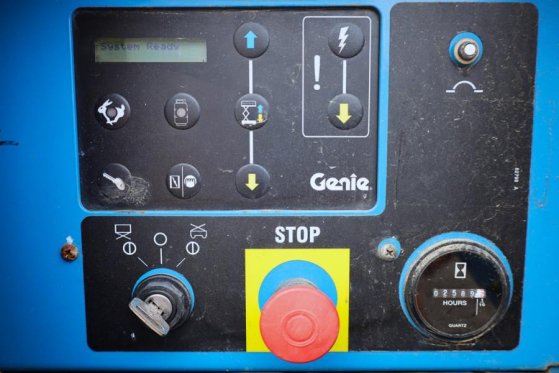 Genie GS5390 Diesel, 4x4 Drive, 18.15m Working Height, 6 GS5390 Diesel, 4x4 Drive, 18.15m Working Height, 6 2012 2 Scissor...