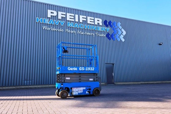 Genie GS1932 Electric, Working Height 7.8 m, 227kg Capac 4842 2010 2 Scissor Lifts image 4