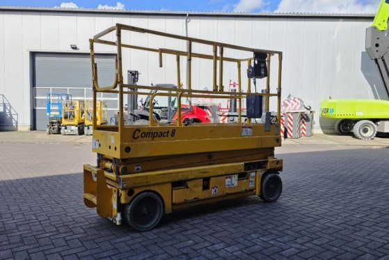 Haulotte Compact 8 Electric, Batteries 2025, 8.2m Working Haulotte Compact 8 Electric, Batteries 2025, 8.2m Working 2015 2...