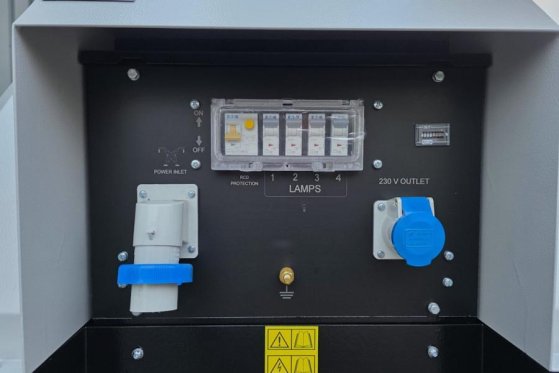 Trime X-Mast 4 × 320W LED Valid Inspection, Plug-in Elec Trime X-Mast 4 × 320W LED Valid Inspection, Plug-in Elec 2025 2 i...