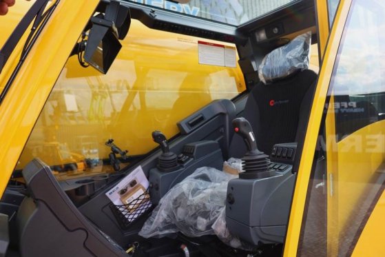 Grove GMK5150XL Available For Rent, Dutch Registration, GMK5150XL Available For Rent, Dutch Registration, 2025 2 Mobile Cr...