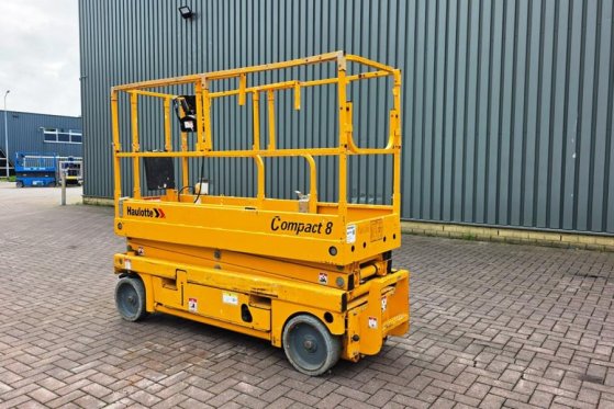 Haulotte Compact 8 Electric, 8.2m Working Height, 350kg Cap Haulotte Compact 8 Electric, 8.2m Working Height, 350kg Cap 20...