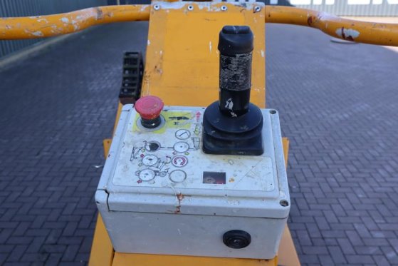 Snorkel A38E Electric, 13.5m Working Height, 6.1m Reach, 2 A38E Electric, 13.5m Working Height, 6.1m Reach, 2 2011 2 image 4