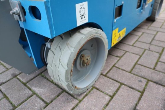 Genie GS1932 E-Drive New And Available Directly From Sto 4842 2022 2 Scissor Lifts image 4