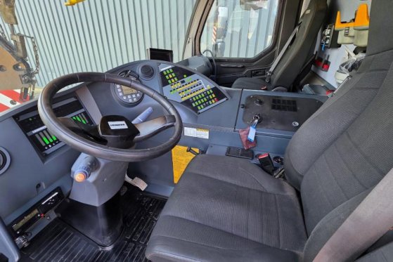 Liebherr LTM1200-5.1 Dutch Registration, 10x8x10 Drive, 200 683 2018 2 Mobile Cranes image 49