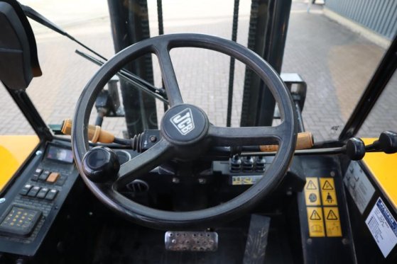 JCB 930-4 T4 Valid inspection, Diesel, 4x4 Drive, 5500 10124 2016 2 Rough Terrain Forklift image 19