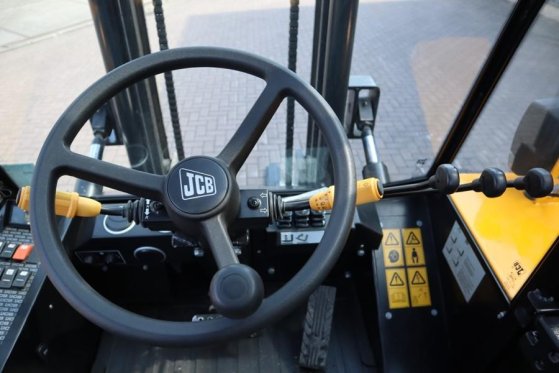 JCB 940-4 T4 Valid inspection, Diesel, 4x4 Drive, 3700 940-4 T4 Valid inspection, Diesel, 4x4 Drive, 3700 2020 2 Rough Ter...