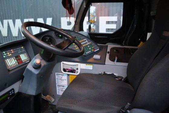 Liebherr MK88 Plus Dutch vehicle registration, Valid inspec MK88 Plus Dutch vehicle registration, Valid inspec 2017 2 Towe...