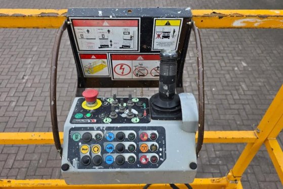 Haulotte Compact 12DX Diesel, 4x4 Drive, 12m Working Height Haulotte Compact 12DX Diesel, 4x4 Drive, 12m Working Height 20...