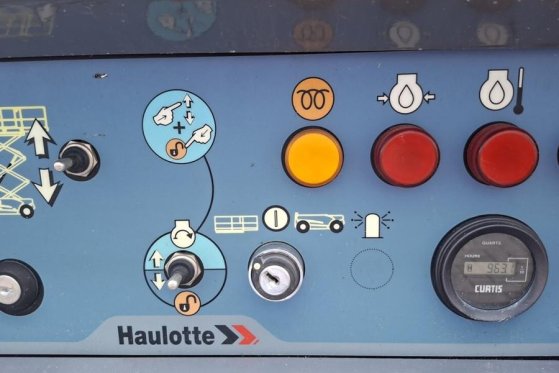 Haulotte Compact 12DX Diesel, 4x4 Drive, 12m Working Height Haulotte Compact 12DX Diesel, 4x4 Drive, 12m Working Height 20...