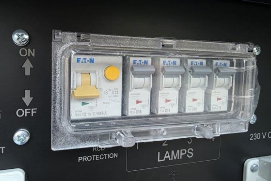 Trime X-Mast 4 × 320W LED Valid Inspection, *Guarantee! Trime X-Mast 4 × 320W LED Valid Inspection, *Guarantee! 2025 2 ima...