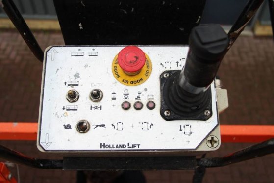 Holland Lift Combistar N-140EL12 Valid inspection, Holland lift Combistar N-140EL12 Valid inspection, 2011 2 Scissor Lifts...
