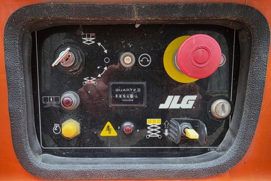 JLG M4069 Hybrid, 14.2m Working Height, 360kg Capacity M4069 Hybrid, 14.2m Working Height, 360kg Capacity 2011 2 Scissor L...