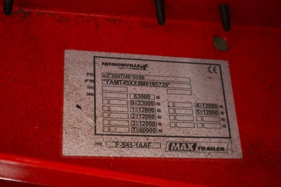 MAX Trailer MAX410 The MAX410 with hydro-mechanical" steering Max Trailer MAX410 The MAX410 with hydro-mechanical" steerin...