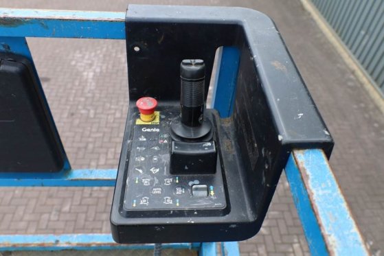 Genie GS5390 Diesel, 4x4 Drive, 18.15m Working Height, 6 GS5390 Diesel, 4x4 Drive, 18.15m Working Height, 6 2013 2 Scissor...