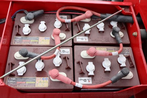 Magni ES1212E Valid inspection, *Guarantee! Electric, 12 MAGNI ES1212E Valid inspection, *Guarantee! Electric, 12 2019 2 S...