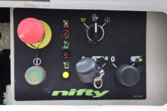 Niftylift HR28 HYBRIDE Hybrid, 4x4 Drive, 28m Working Height Niftylift HR28 HYBRIDE Hybrid, 4x4 Drive, 28m Working Height ...
