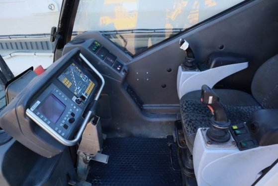 Grove GMK3055 Diesel, 6x6x6, 55t Capacity, 43m Main Boom GMK3055 Diesel, 6x6x6, 55t Capacity, 43m Main Boom 2008 2 Mobile ...