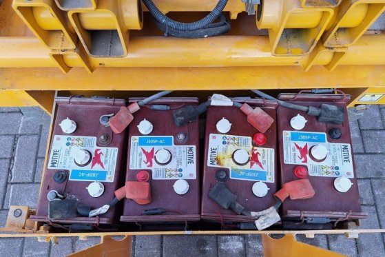 Haulotte Compact 10 Electric, 10m Working Height, 450kg Cap Haulotte Compact 10 Electric, 10m Working Height, 450kg Cap 20...
