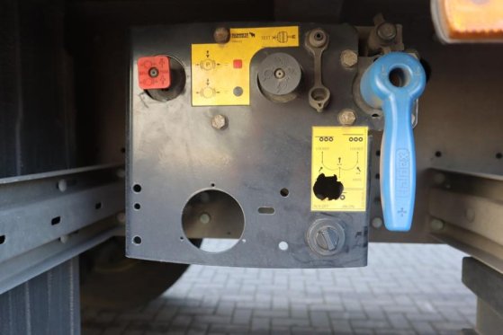 Schmitz Cargobull SCB3ST CoC Documents, TuV Loading Certificate, Dut Schmitz Cargobull SCB3ST CoC Documents, TuV Loading C...