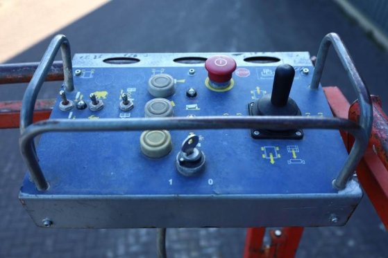 PB LIFT S171-16E Electric, 17.3m Working Height, 400k PB LIFT S171-16E Electric, 17.3m Working Height, 400k 2010 2 Scissor...
