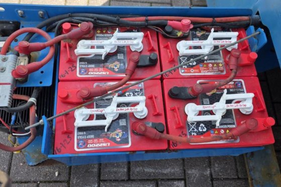 Genie GS2632 Electric, 10m Working Height, 227kg Capacit GS2632 Electric, 10m Working Height, 227kg Capacit 2015 2 Scissor...