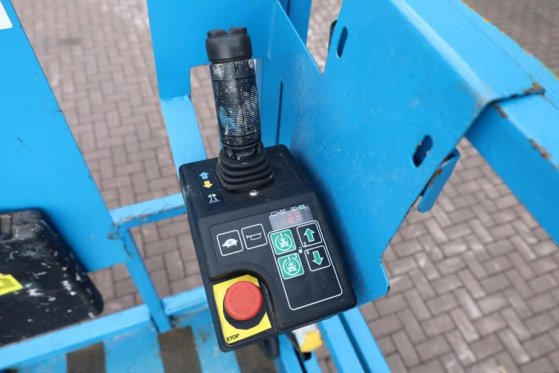 Genie GS2646 Electric, Working Height 9.80m, Capacity 45 GS2646 Electric, Working Height 9.80m, Capacity 45 2013 2 Scissor...