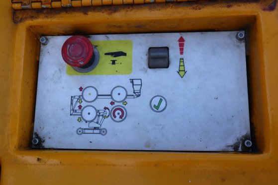 Snorkel A38E Electric, 13.5m Working Height, 6.1m Reach, 2 A38E Electric, 13.5m Working Height, 6.1m Reach, 2 2011 2 image 5