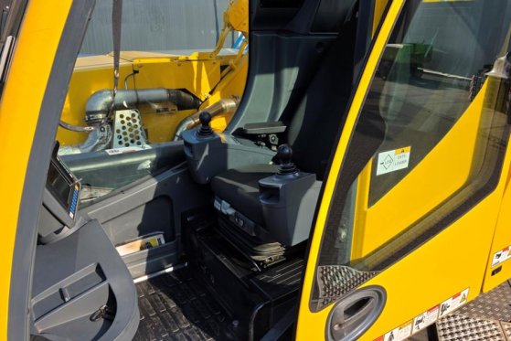 Liebherr LTM1200-5.1 Dutch Registration, 10x8x10 Drive, 200 683 2018 2 Mobile Cranes image 50