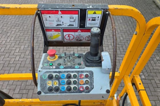 Haulotte COMPACT 10DX Diesel, 4x4 Drive, 10.2m Working Heig Haulotte COMPACT 10DX Diesel, 4x4 Drive, 10.2m Working Heig 20...