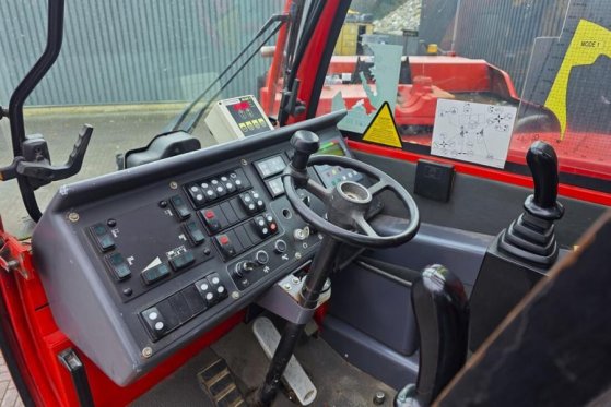 Terex AC35L Diesel, 4x4x4 Drive, 40t Capacity, 37.4m Mai AC35L Diesel, 4x4x4 Drive, 40t Capacity, 37.4m Mai 2007 2 image 5