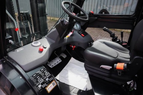 Manitou MC25-4 Valid Inspection, *Guarantee, Diesel, 4x4 D MC25-4 Valid Inspection, *Guarantee, Diesel, 4x4 D 2022 2 Rough...