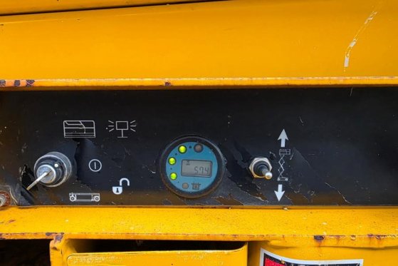 Haulotte Compact 8 Electric, 8.2m Working Height, 350kg Cap Haulotte Compact 8 Electric, 8.2m Working Height, 350kg Cap 20...