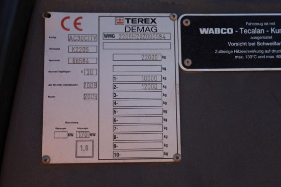 Demag AC30 City Diesel, 4x4x4 Drive, 30t Capacity, 25m M Demag AC30 City Diesel, 4x4x4 Drive, 30t Capacity, 25m M 2009 2 M...