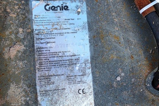 Genie GS2632 Electric, 10m Working Height, Non Marking T GS2632 Electric, 10m Working Height, Non Marking T 2011 2 Scissor...