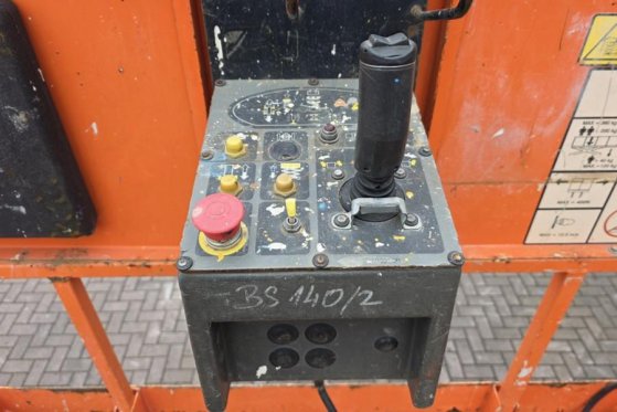 JLG M4069 Hybrid, 14.2m Working Height, 360kg Capacity M4069 Hybrid, 14.2m Working Height, 360kg Capacity 2011 2 Scissor L...